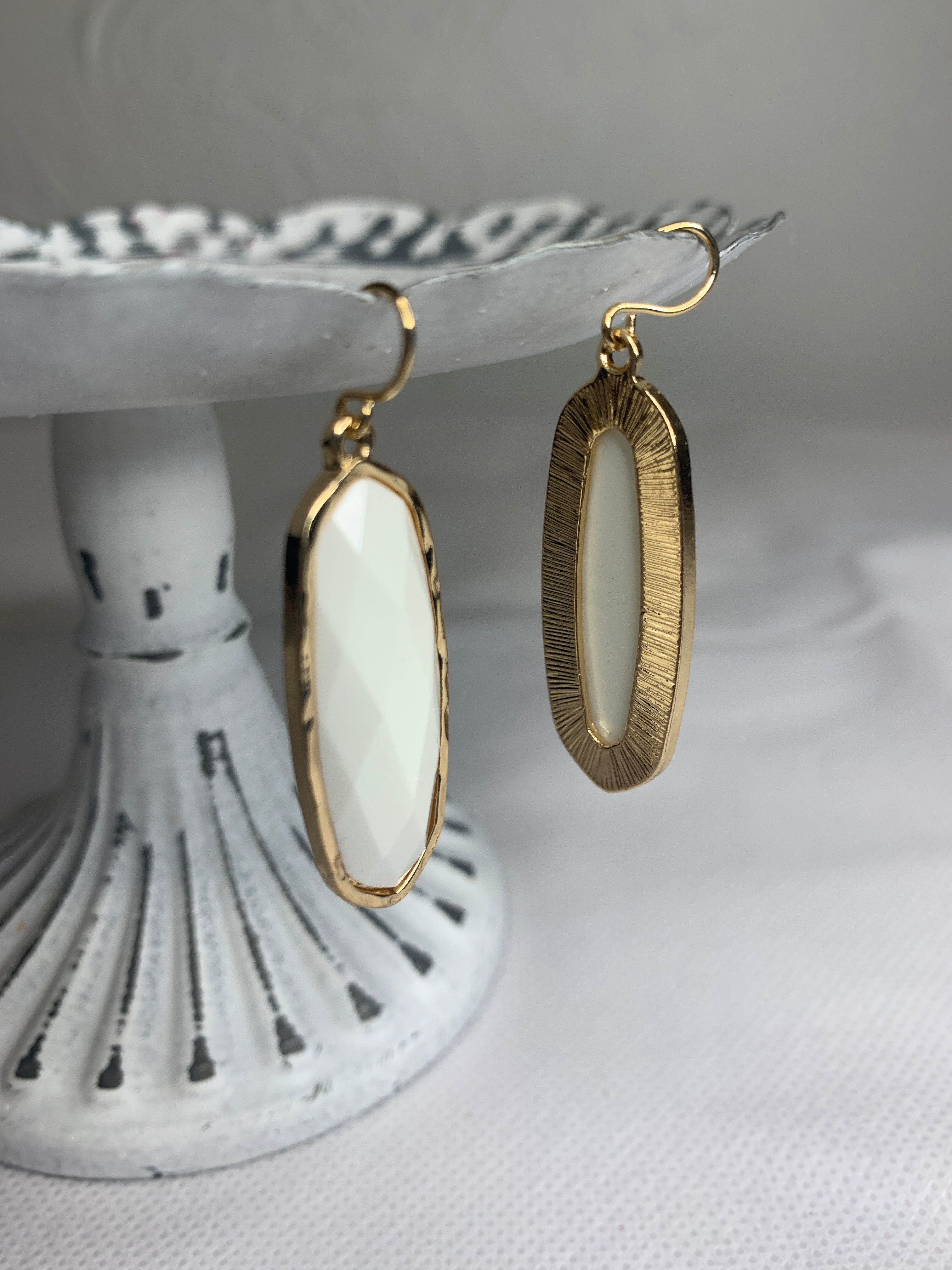 White/Gold Faceted Earrings